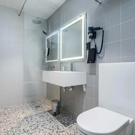 Citybox Center 3* Tallinn